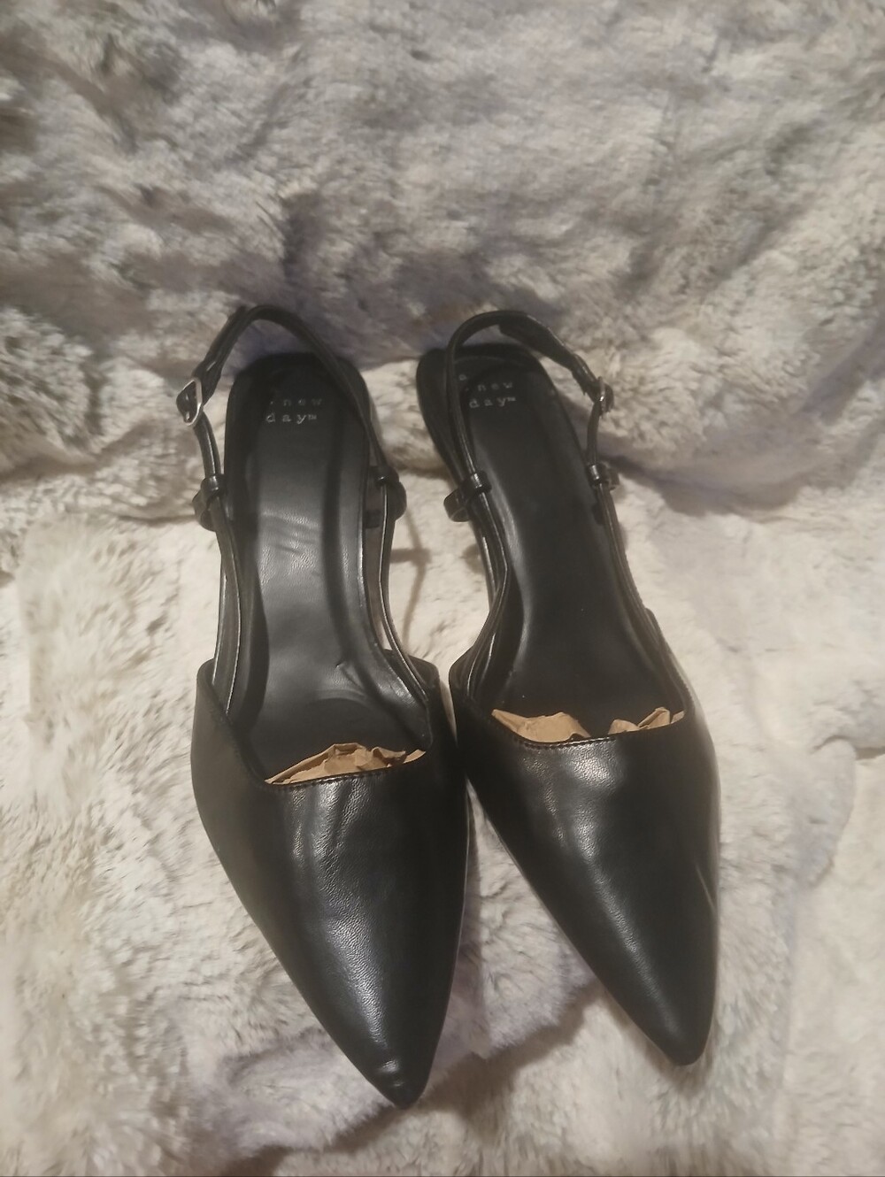 Women's Black Pointed Slingback Heels - Classic Office to Evening Shoe - Picture 1 of 5